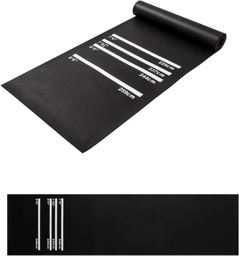 Darts mat with - 4, throwing